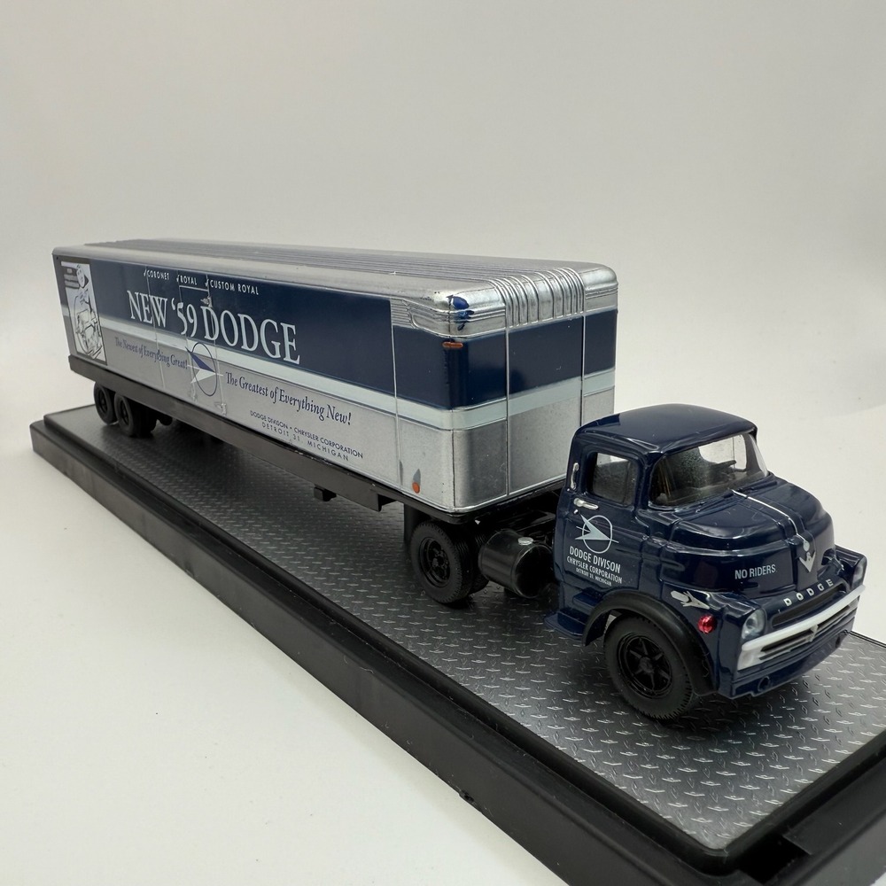M2 Machines 1957 Dodge 700 COE & 1959 Trailer‎ Missing Door